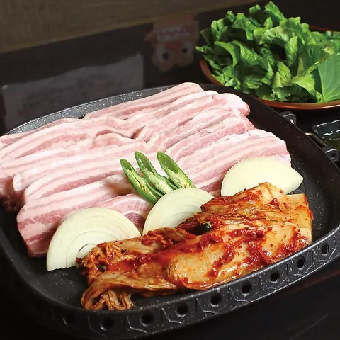 サムギョプサル (1人前~注文できます。1人前130g)
